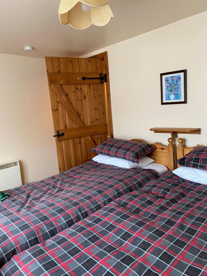 Parkmore Holiday Cottages Дафтаун Экстерьер фото